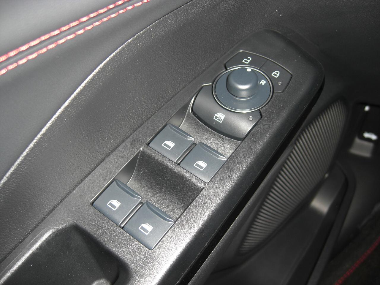 Ford Puma 1.0 EcoBoost Hybrid 125 CV S&S aut. ST-Line