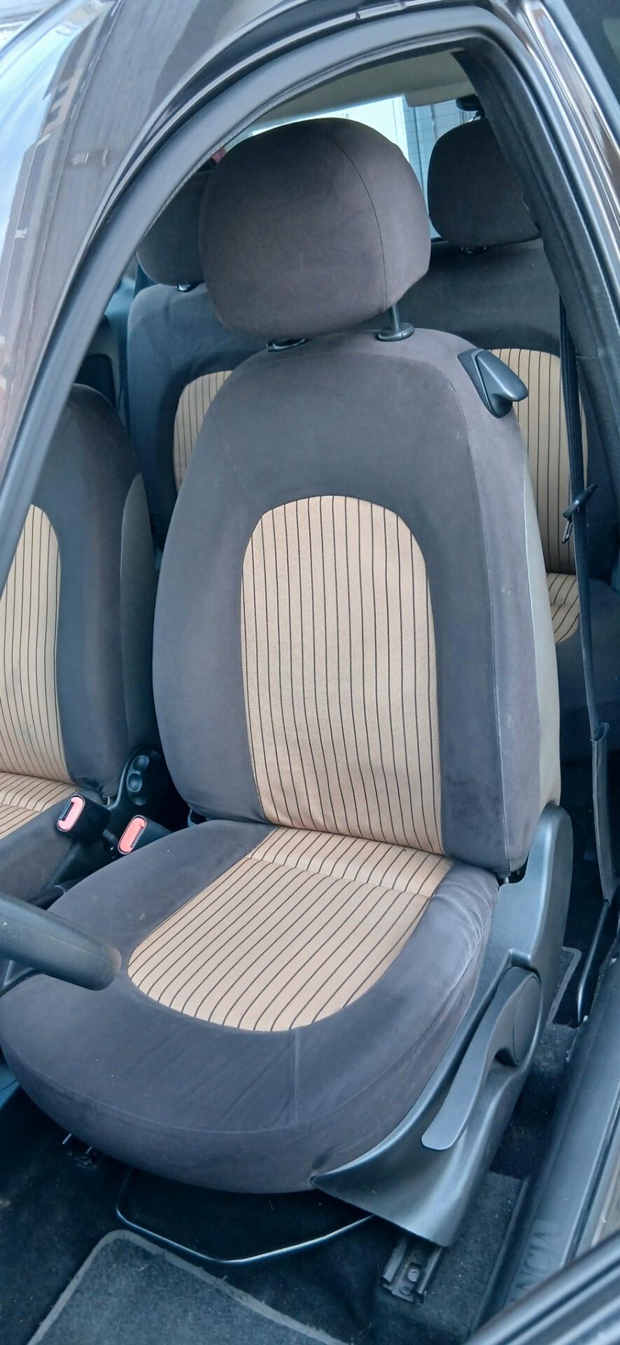 LANCIA YPSILON 1.2 PARI AL NUOVO