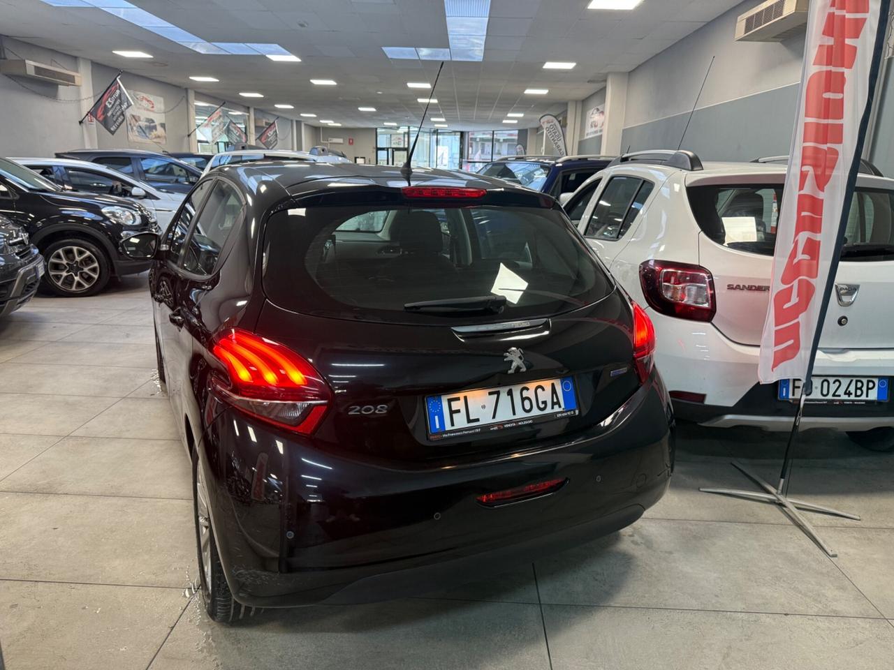 Peugeot 208 PureTech 82 5p. GPL Allure Ok Neopatentati