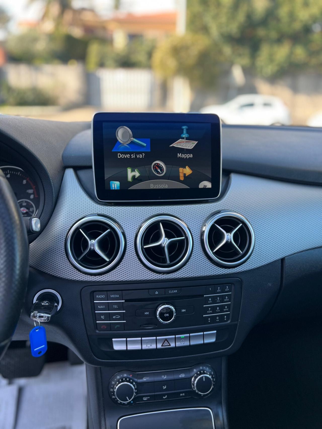 Mercedes-benz B 180 B 180 d Automatic Premium