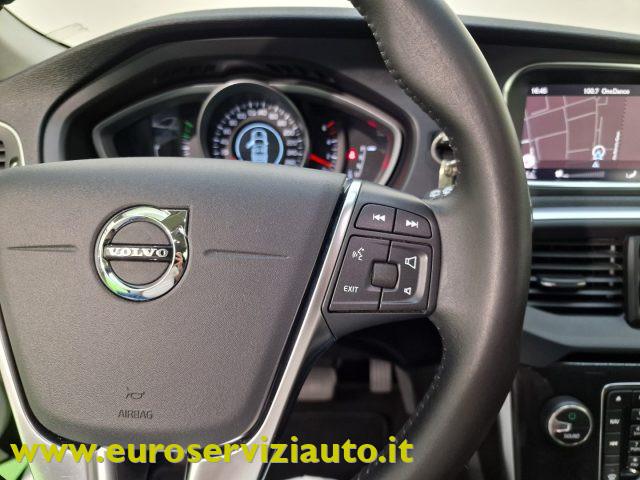 VOLVO V40 Cross Country D2 Geartronic Business