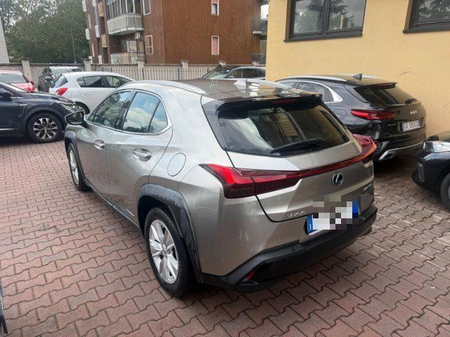 LEXUS UX Full Electric UX Hybrid Business