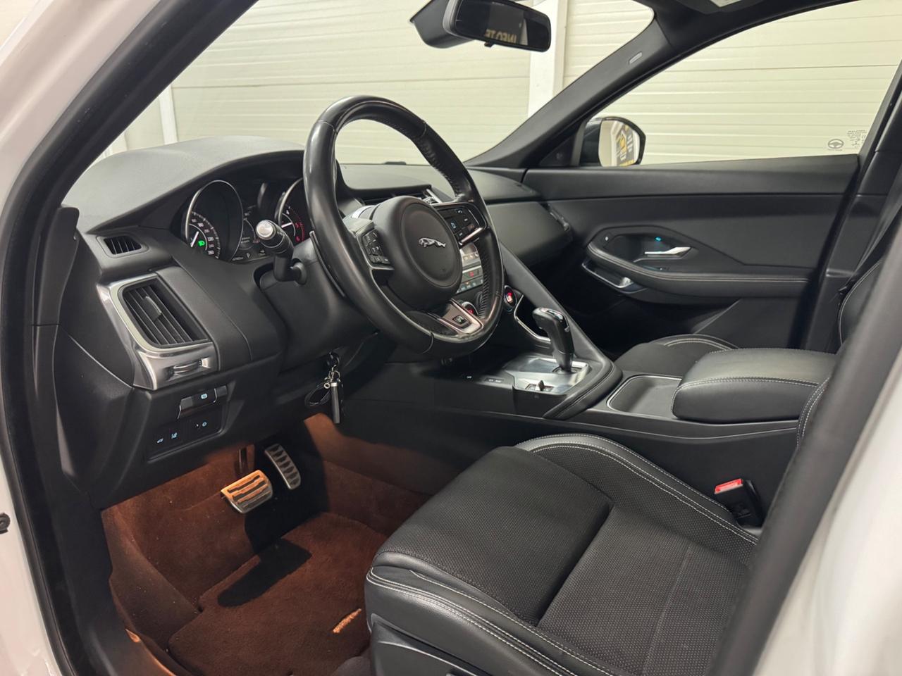 Jaguar E-Pace 2.0D 150 CV R-Dynamic S