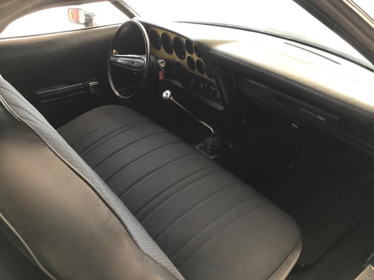 Ford Gran Torino Black & Gold