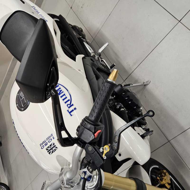 Triumph Speed Triple 1050 - 2005