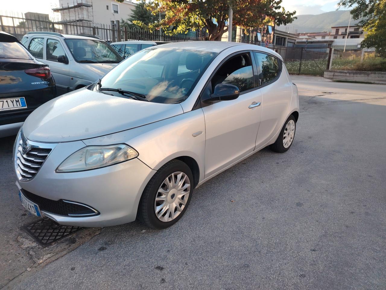 Lancia Ypsilon 1.3 MJT 16V 95 CV 5 porte S&S Gold
