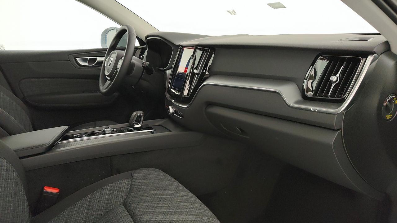 VOLVO N.XC60 Core T6 AWD AUT