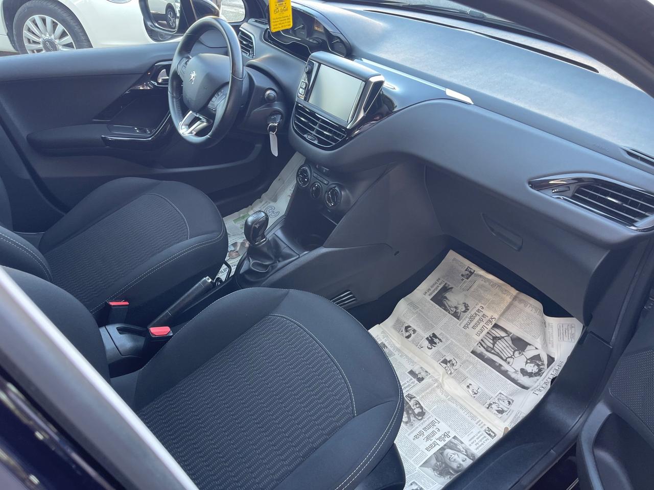 Peugeot 208 BlueHDi 75 5 porte Allure