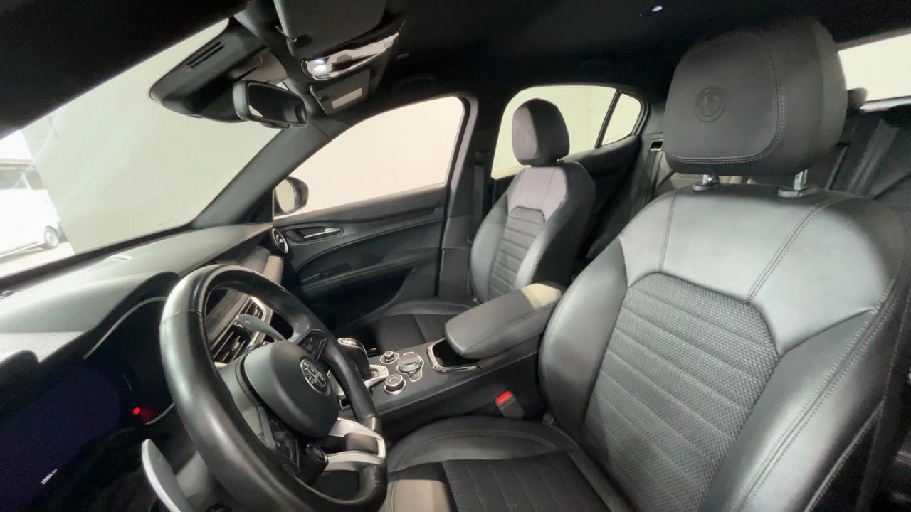 Alfa Romeo Stelvio 2.2 Turbodiesel 160 CV AT8 RWD Super Business