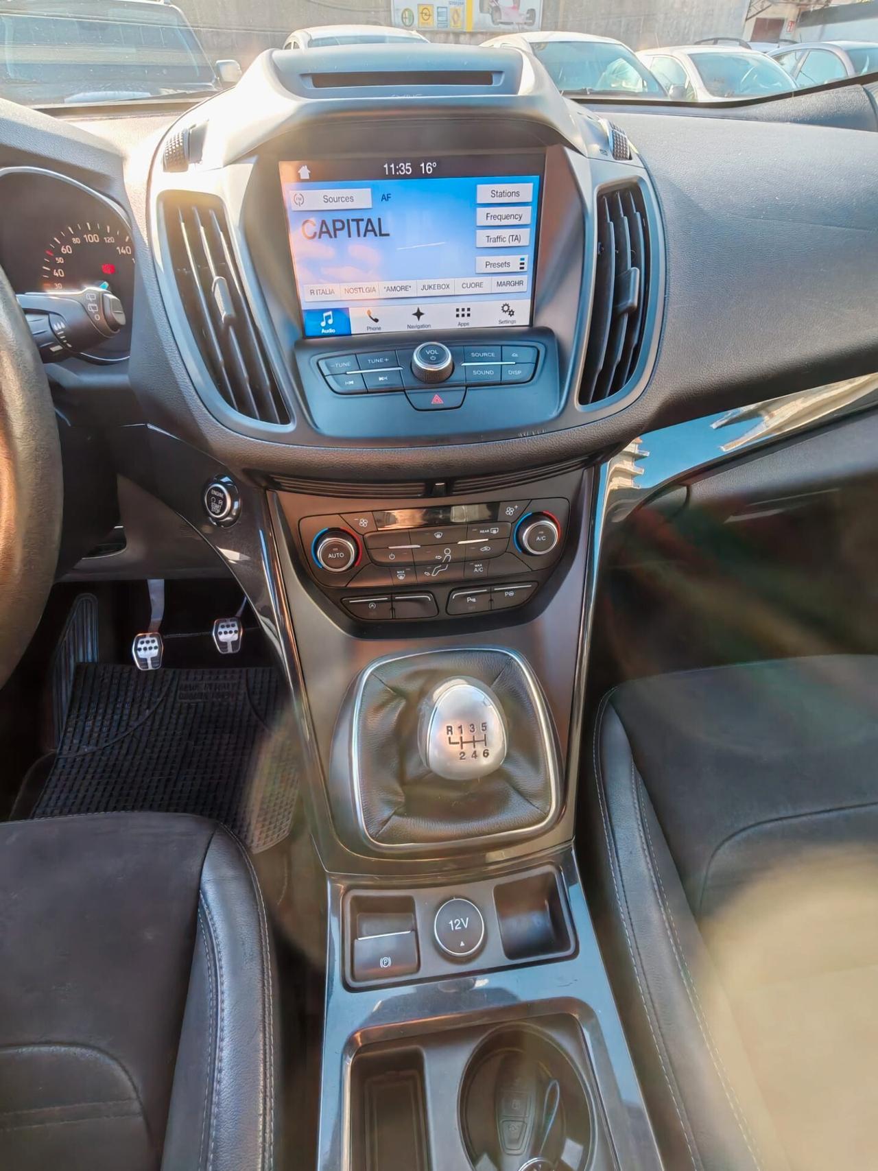 Ford Kuga 1.5 TDCI 120 CV S&S 2WD Powershift ST-Line