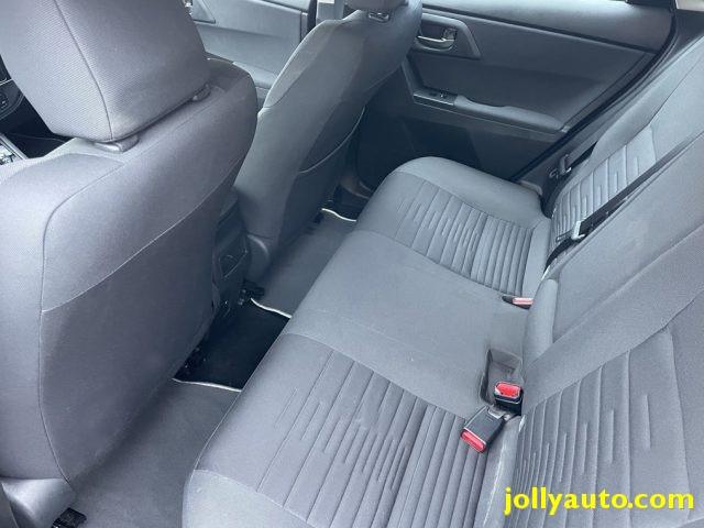 TOYOTA Auris Touring Sports 1.8 Hybrid Business