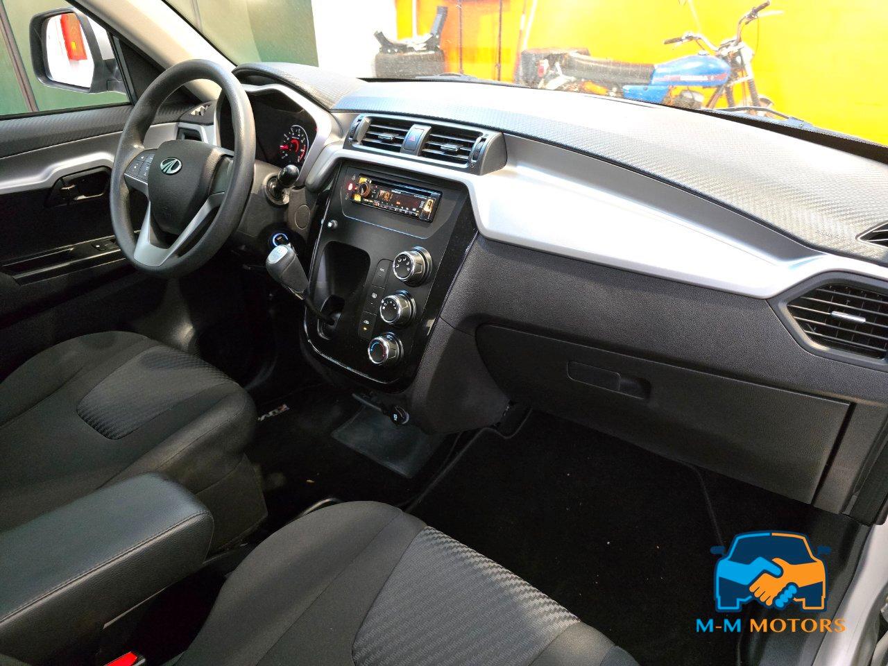 Mahindra KUV100 1.2 K6+