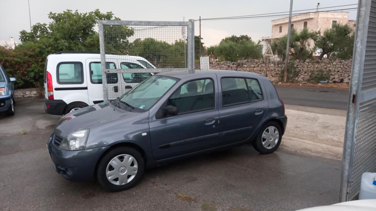 Renault Clio Storia 1.2 5 porte GPL Confort