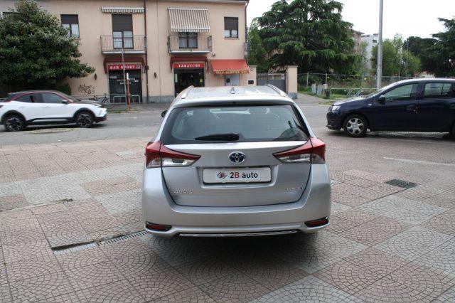 TOYOTA Auris Touring Sports 1.8 Hybrid Business