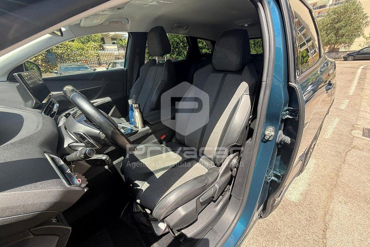 PEUGEOT 3008 BlueHDi 130 S&S EAT8 Allure Pack