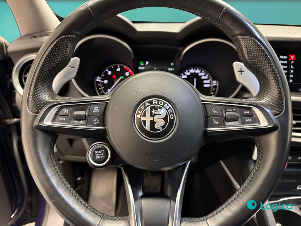 ALFA ROMEO Stelvio 2017 - Stelvio 2.2 t Executive Q4 210cv auto