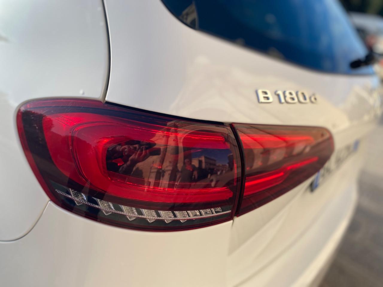 Mercedes-benz B 180 B 180 d Premium
