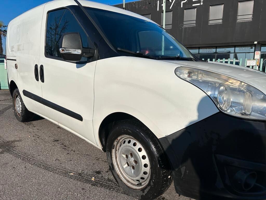 Opel Combo 1.6 CDTi 105CV PC-TN