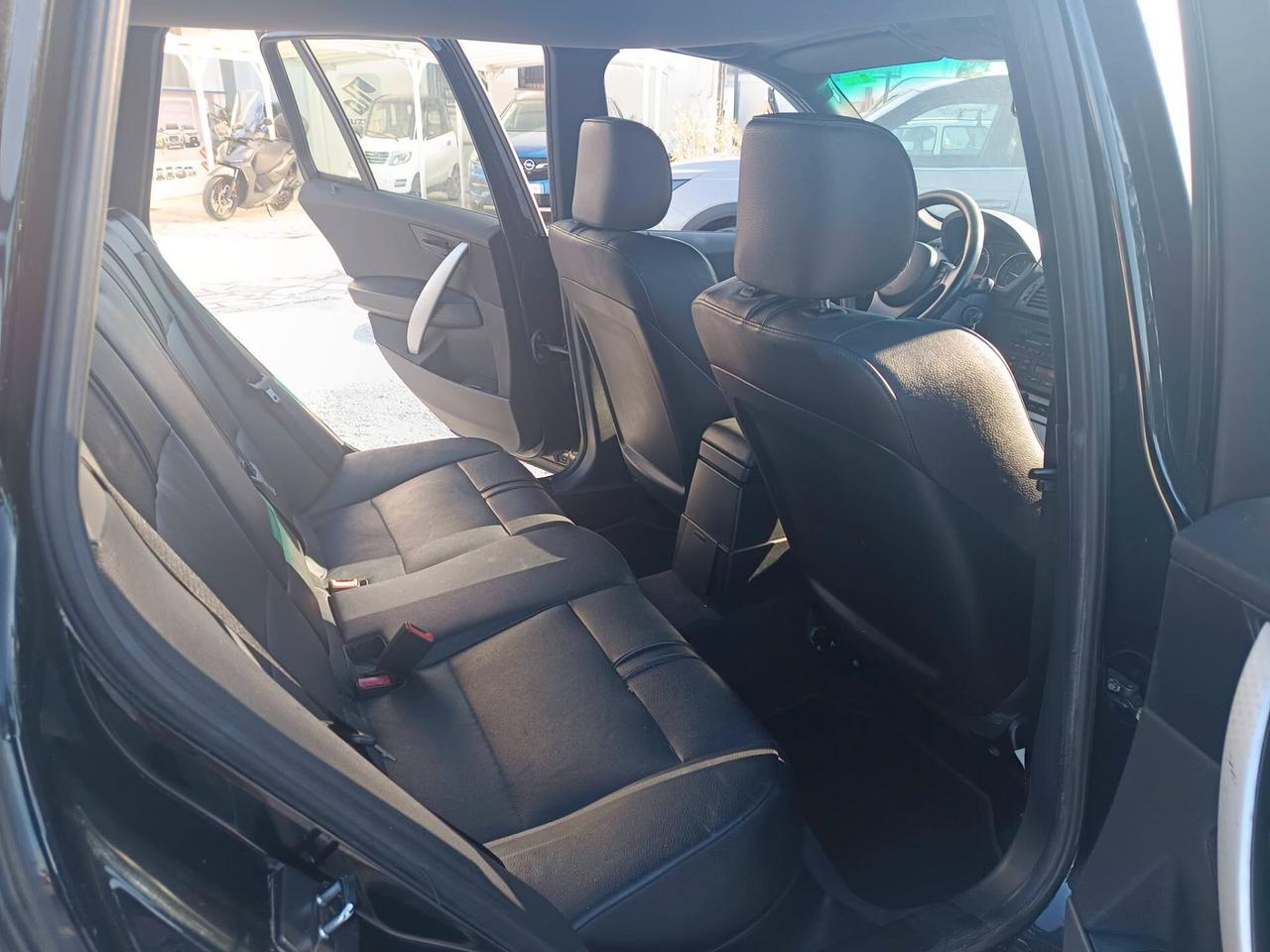 Bmw X3 2.5i GPL + GANCIO TRAINO Futura Autom. Tua a 99€ al Mese