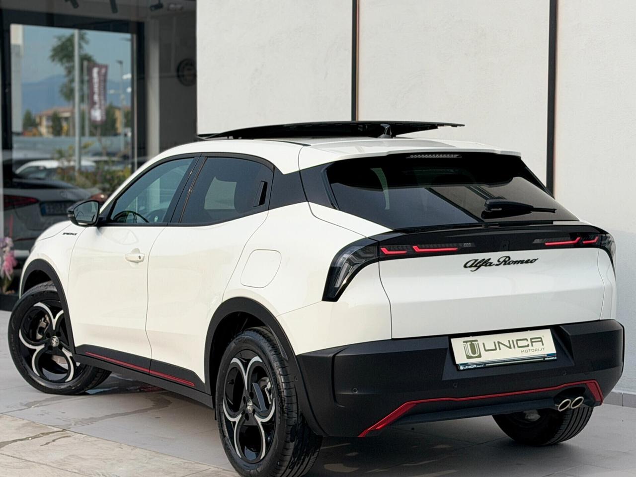 Alfa Romeo Junior 1.2 136 CV Hybrid eDCT6 SPECIALE TETTO