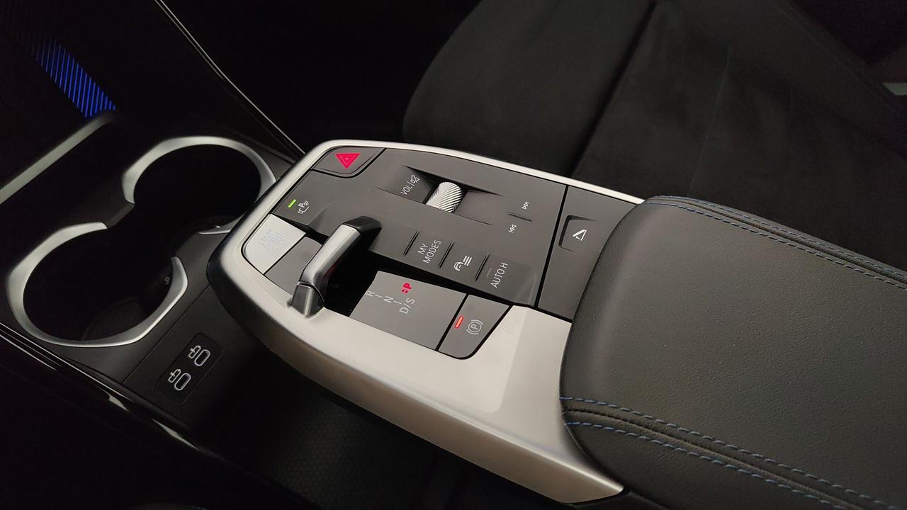 BMW X1 U11 - X1 xdrive 25e MSport Pro auto