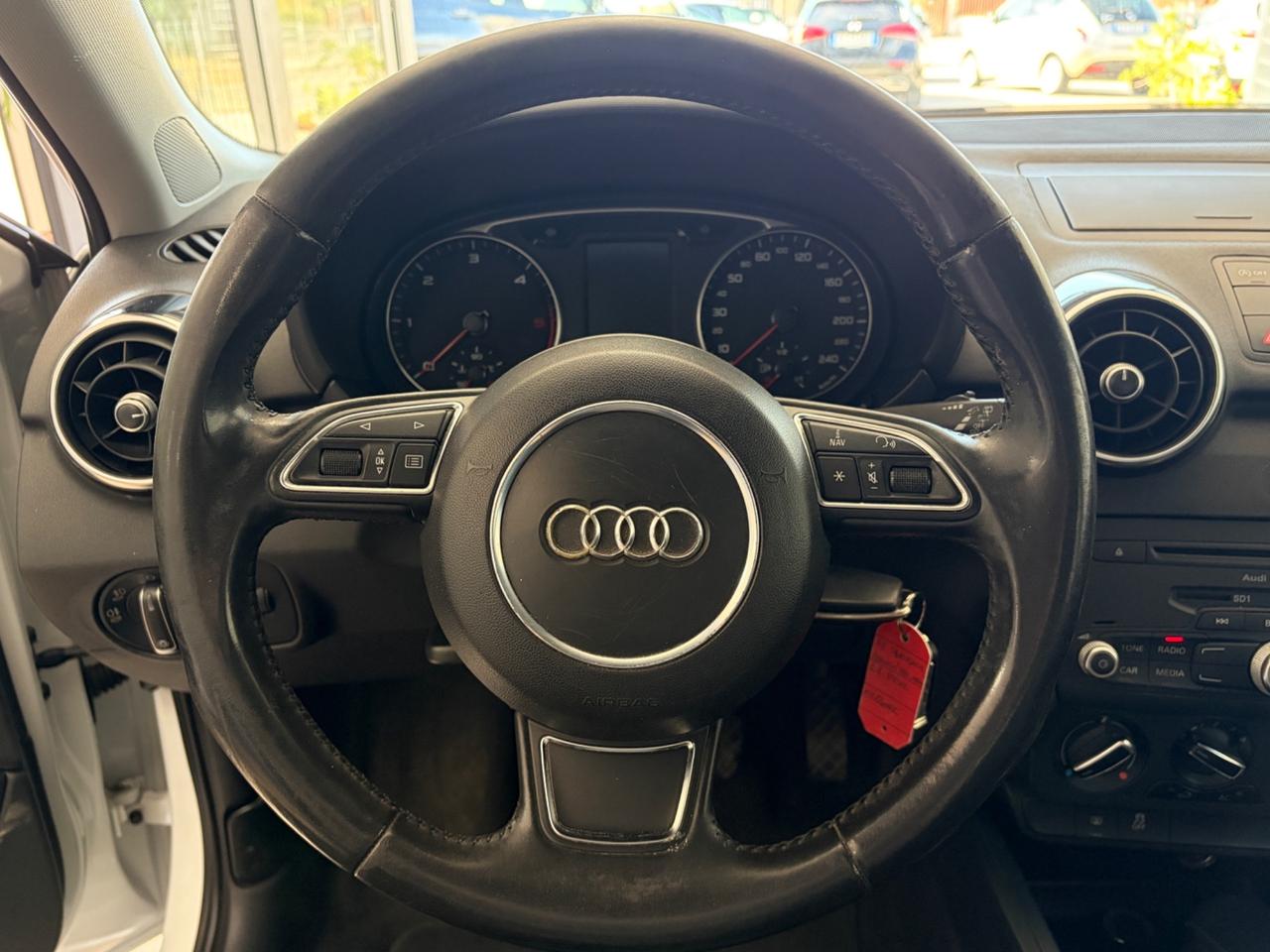 Audi A1 SPB 1.6 TDI S LINE EDITION PLUS