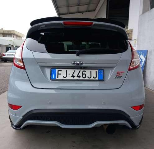 Ford Fiesta 3p 1.6 ST 200cv