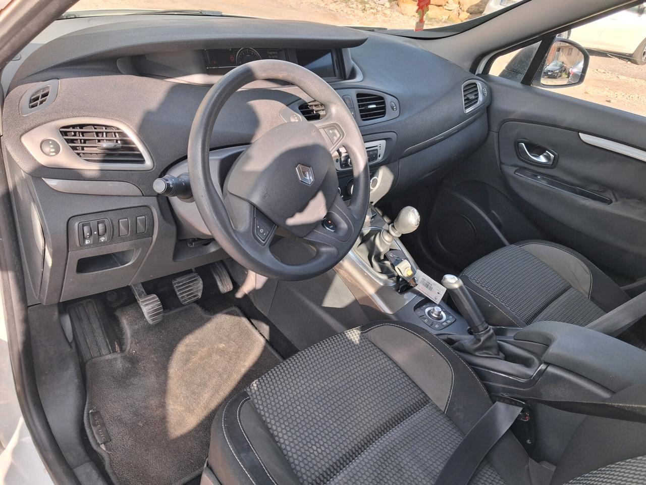 Renault Scenic Scénic XMod Cross 1.6 dCi 130CV Start&Stop Energy