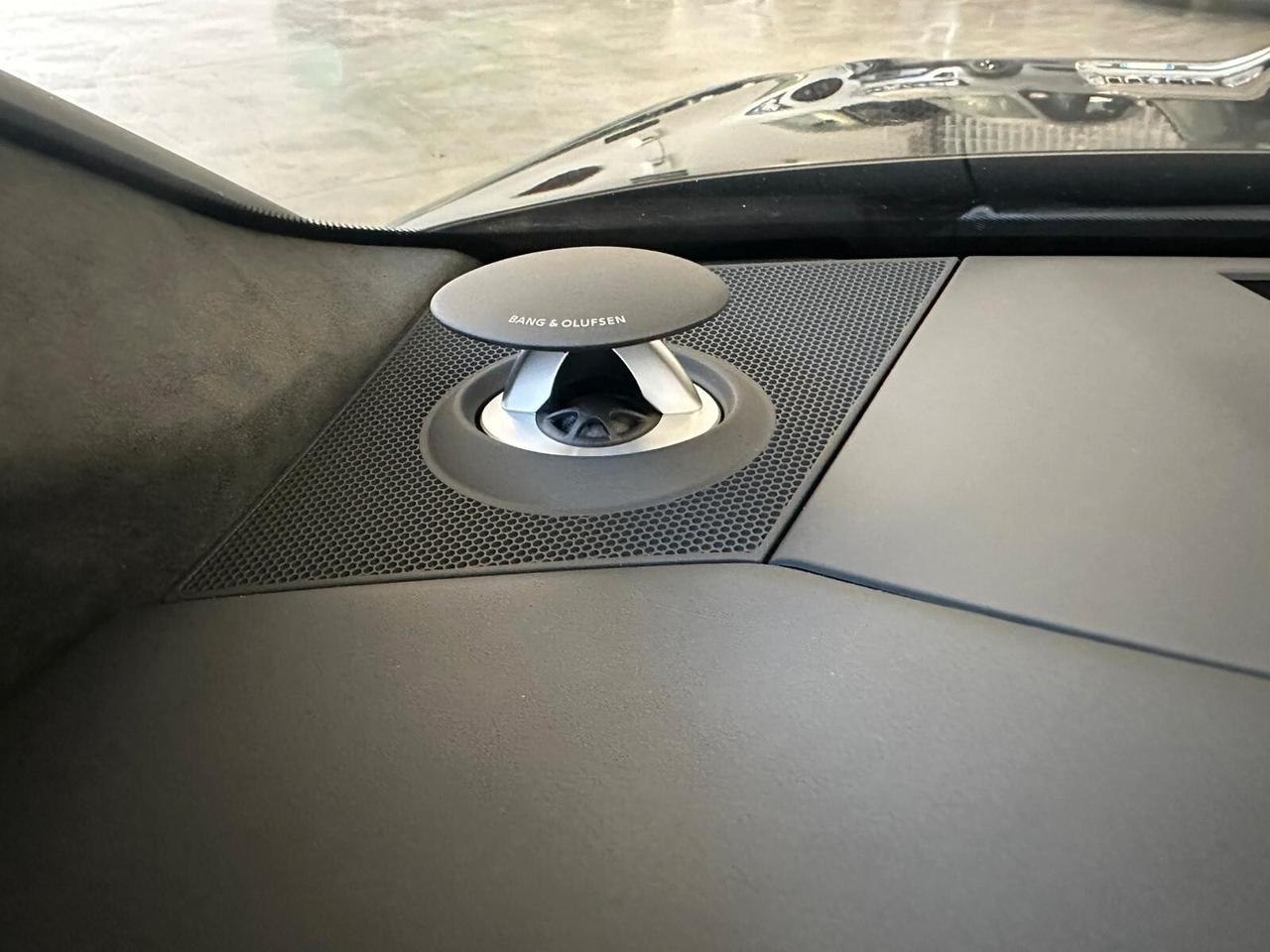 Audi RS6 RS 6 Avant 4.0 TFSI V8 quattro tiptronic Performance