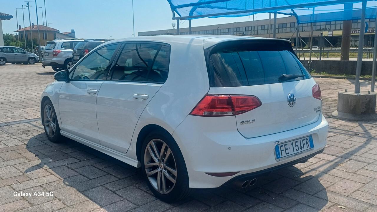 Volkswagen Golf 2.0 TDI 5p. R -Line