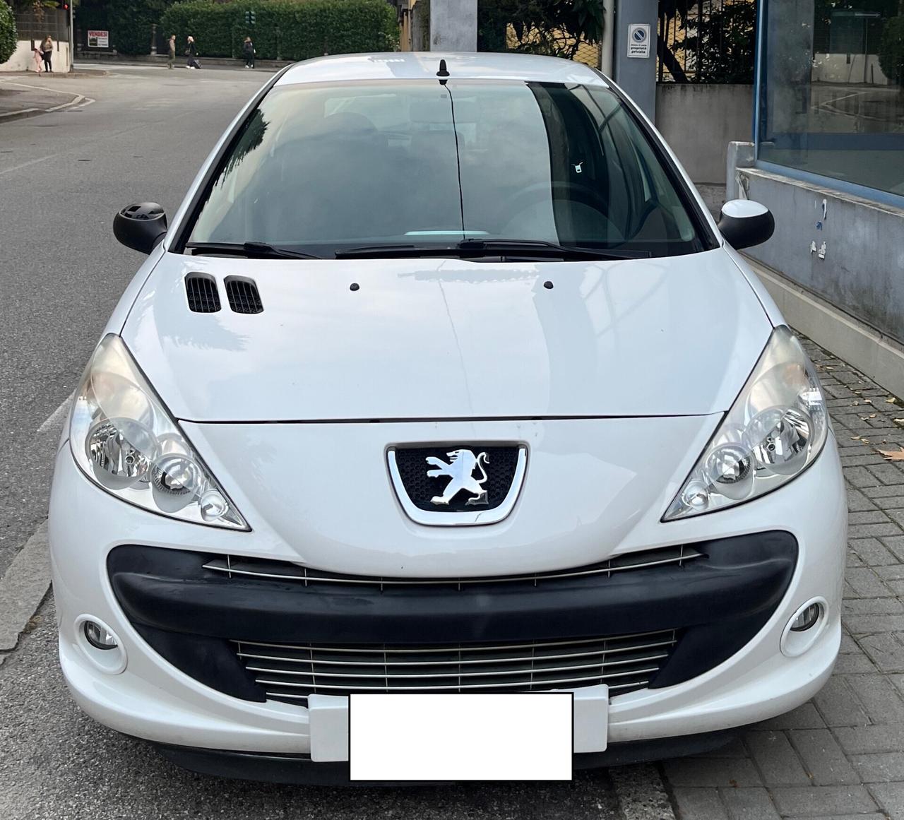 PEUGEOT 206 PLUS 1.1 BENZINA 5 PORTE TRENDY - ANCHE PER NEOPATENTATI - 2010