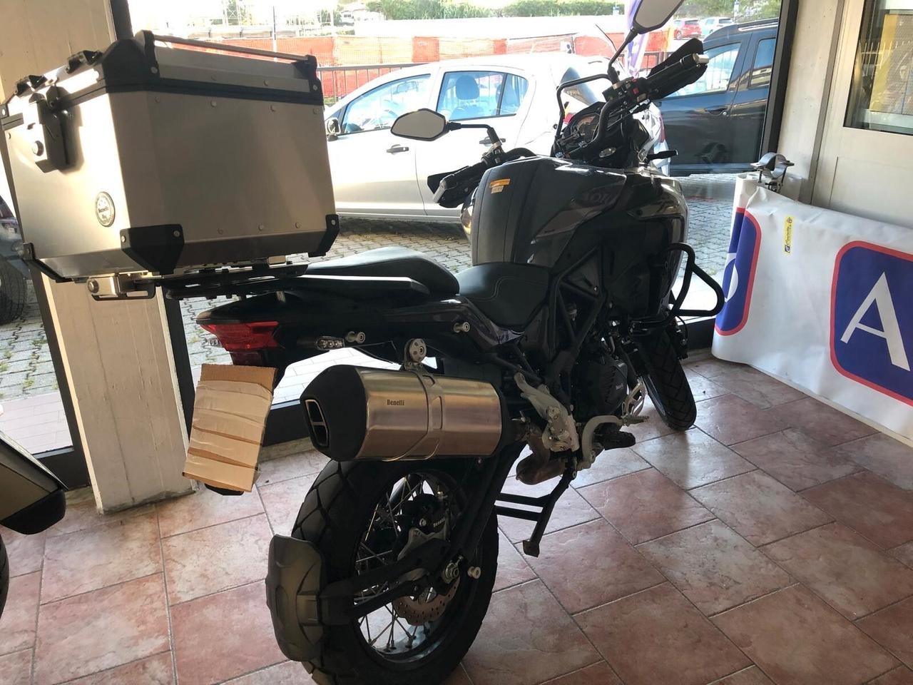 Benelli TRK 502 X UNICO PROPRIETARIO SOLO 2.700 KM!!! COME NUOVA
