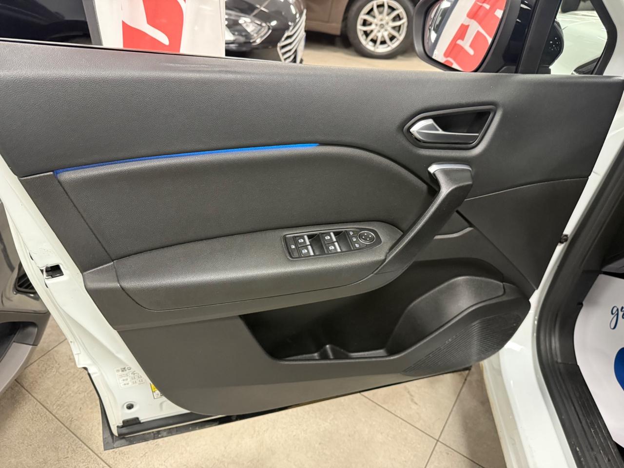 Renault Captur Mild Hybrid (N1) Intens Auto