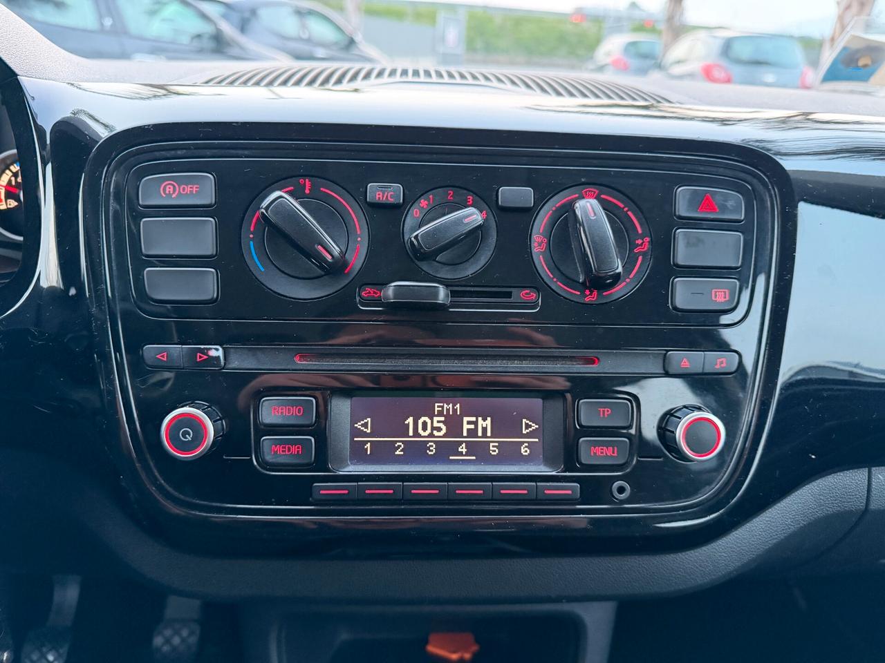 VOLKSWAGEN UP! 2014 1.0 ECO UP 68 CV