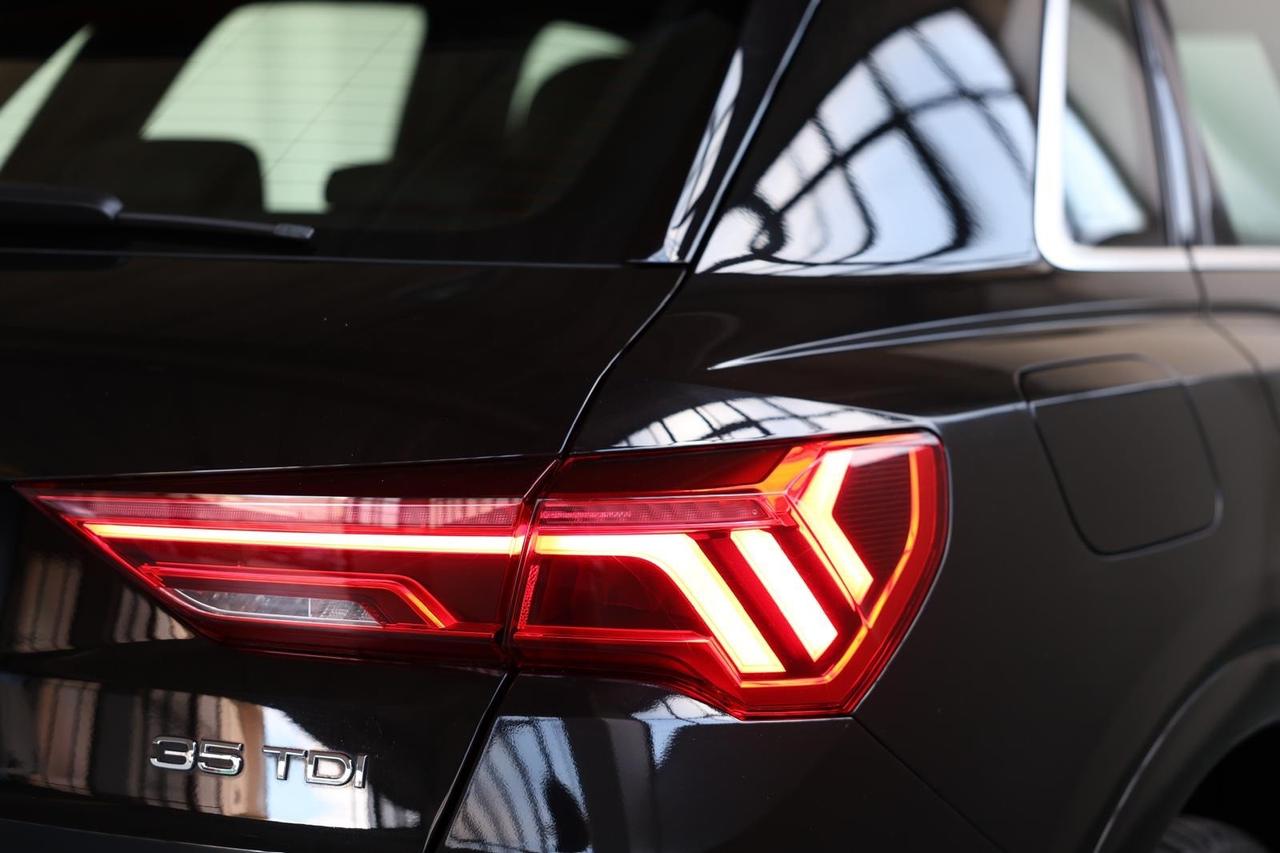 Audi Q3 2.0 TDI 150 CV S line Edition