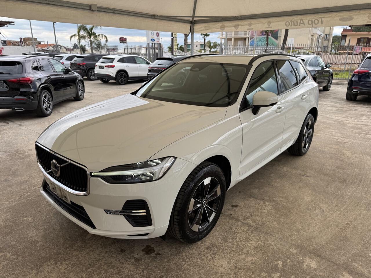 VOLVO XC60 B4 AWD MILD HYBRID MOMENTUM - 2021