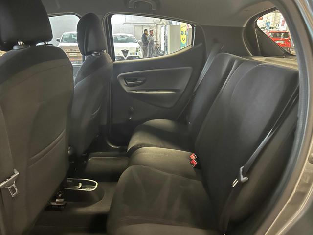 LANCIA Ypsilon 1.2 69 CV 5 porte Gold