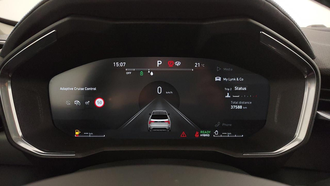 LYNK & CO 01 1.5 td phev auto