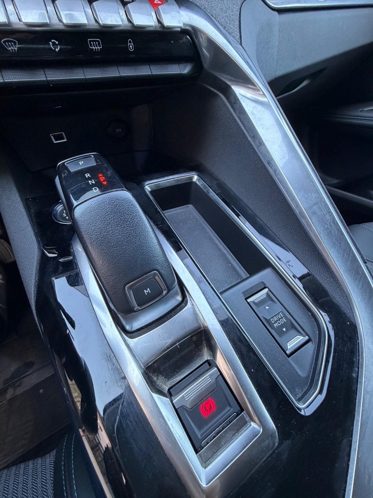 Peugeot 3008 BlueHDi 130 S&S EAT8 Allure Pack