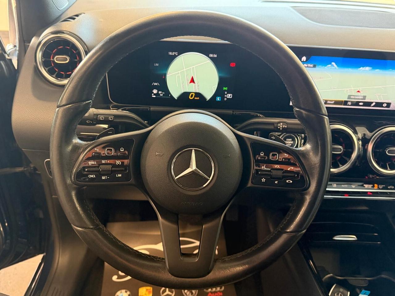 MERCEDES-BENZ CLASSE B180 SPORT 1.5 116CV PELLE NAVI CAM ANNO 2020