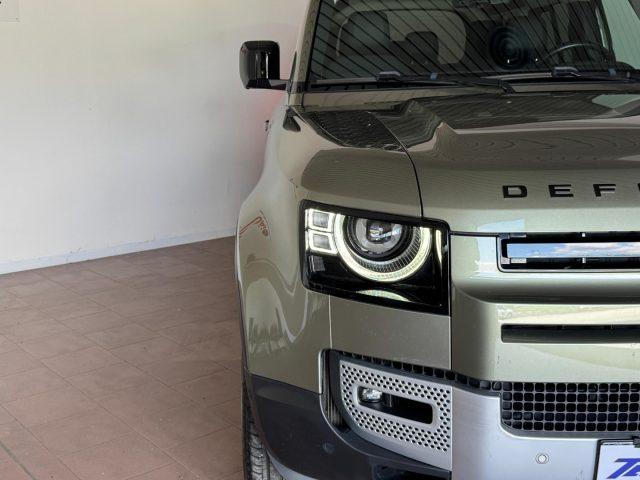 LAND ROVER Defender 110 3.0 l6 400 CV AWD Auto First Edition Gancio