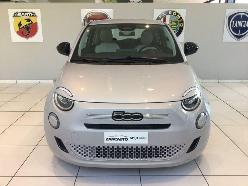FIAT 500 Hybrid Hybrid Icon MY26 PACK COMFORT