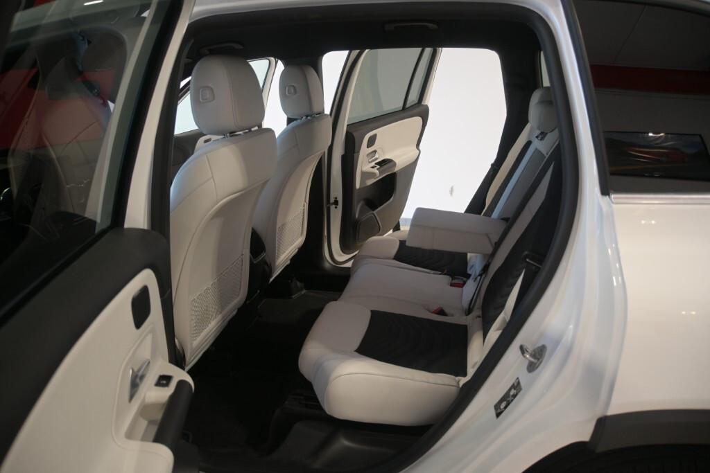 MERCEDES GLB 180D AUTOMATIC SPORT