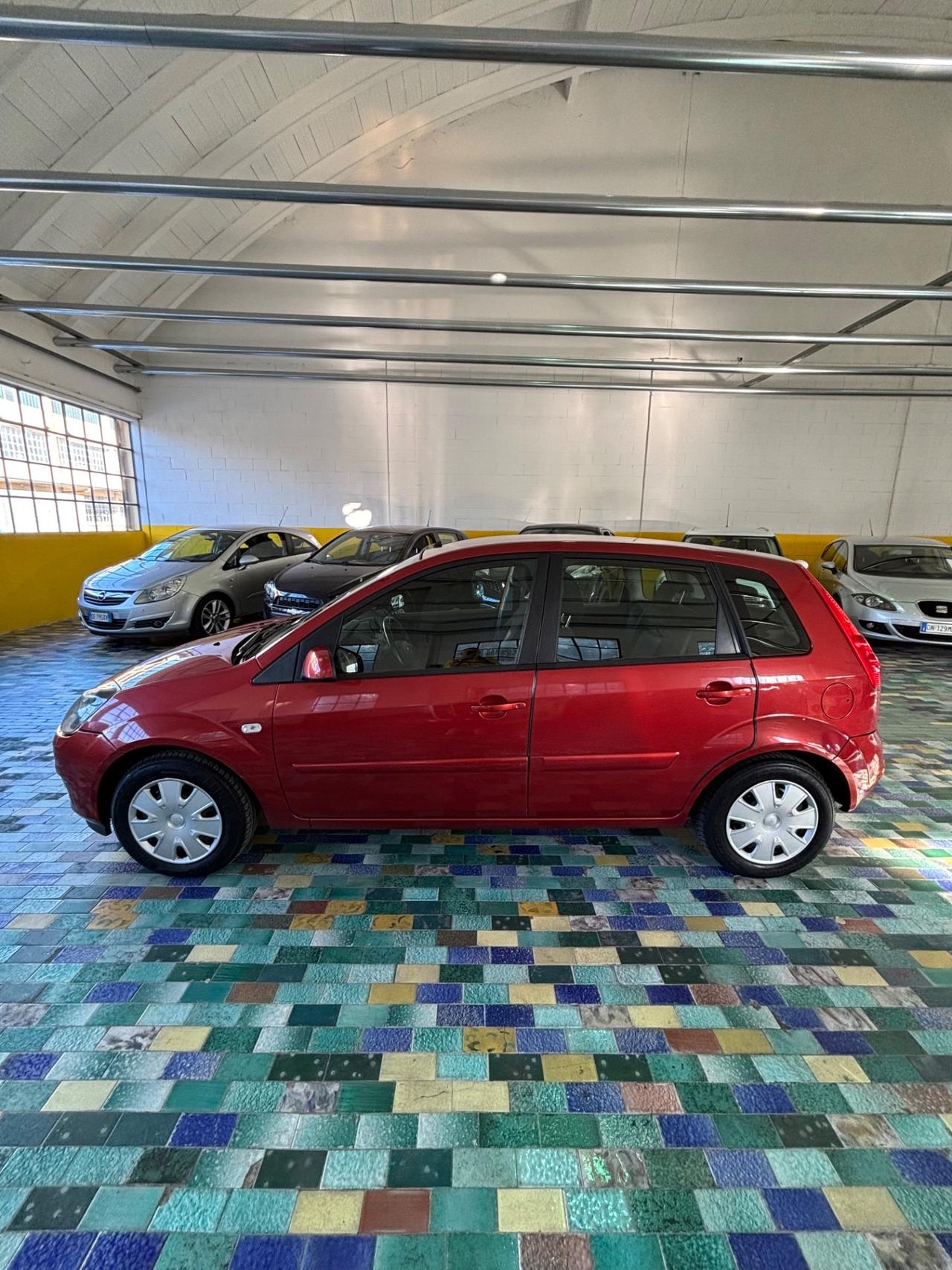 Ford Fiesta 1.4 TDCi 5p. Ghia