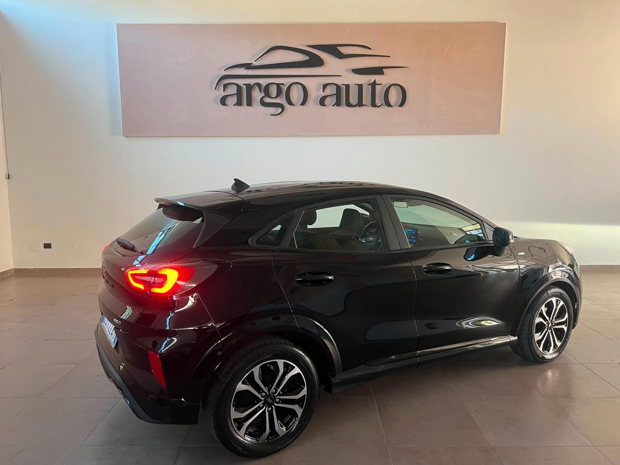 Ford Fiesta 1.0 Ecoboost Hybrid 125 CV 5 porte ST-Line