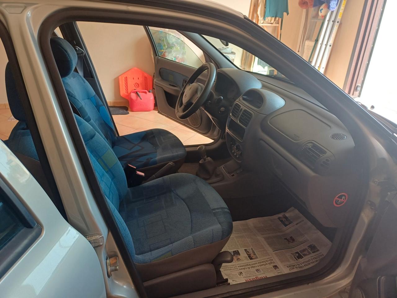 Renault Clio 1.2 16V cat 5 porte Vitaminic