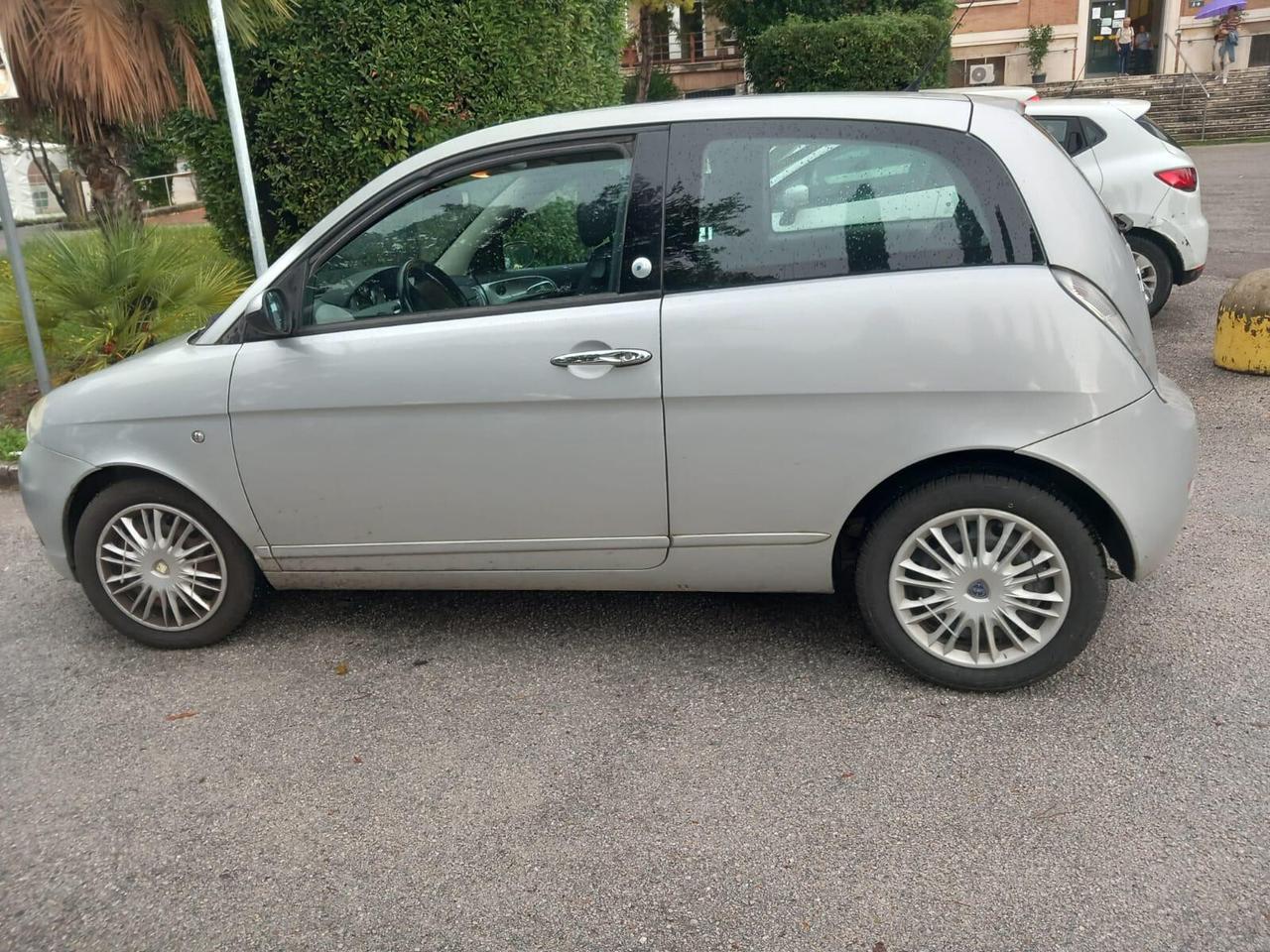 Lancia Ypsilon 1.4 Oro Ecochic GPL