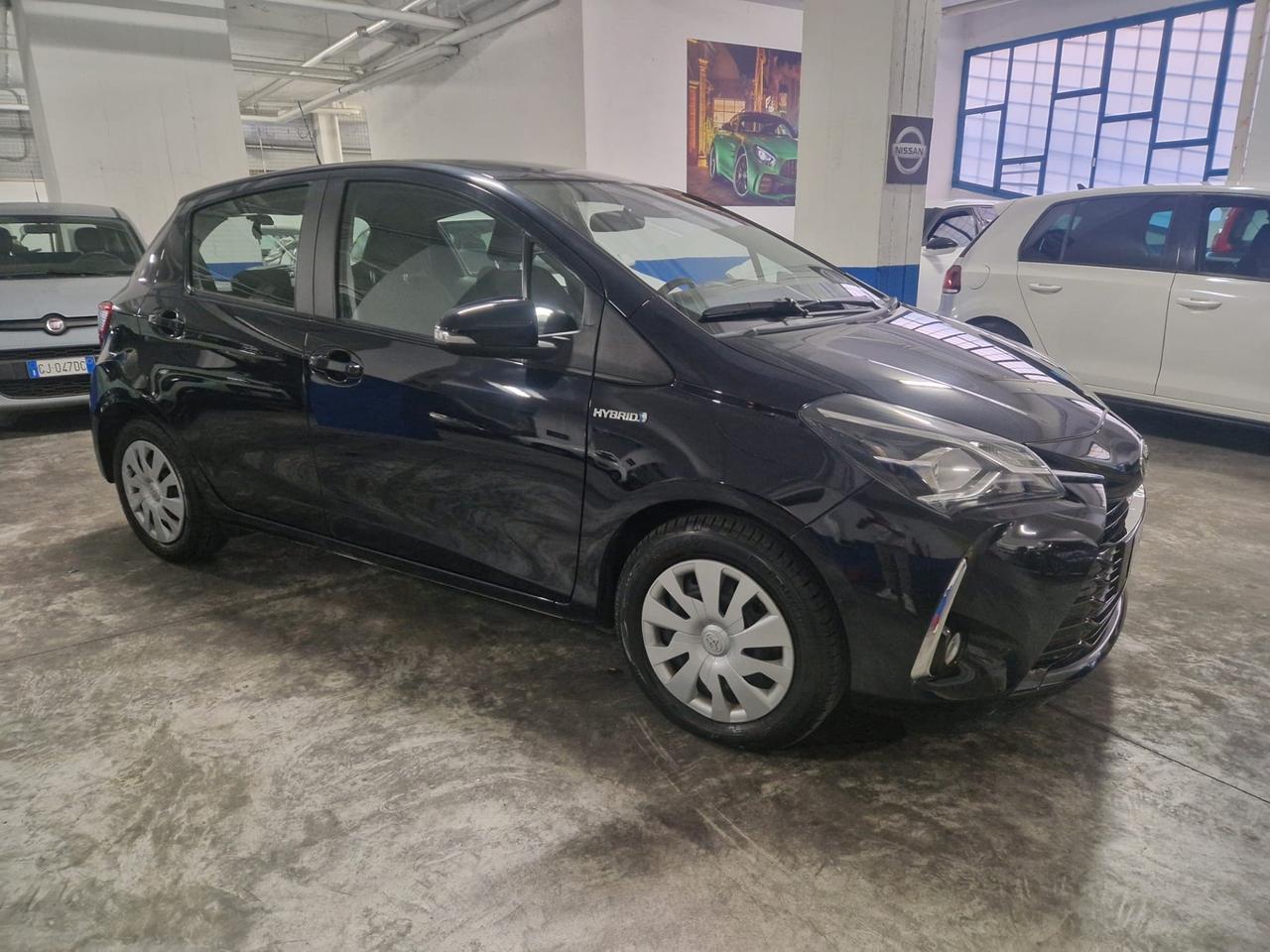 Toyota Yaris 1.5 Hybrid 5 porte Cool