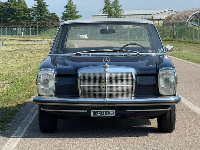 Mercedes 200/8 W115 '68 Prima Serie