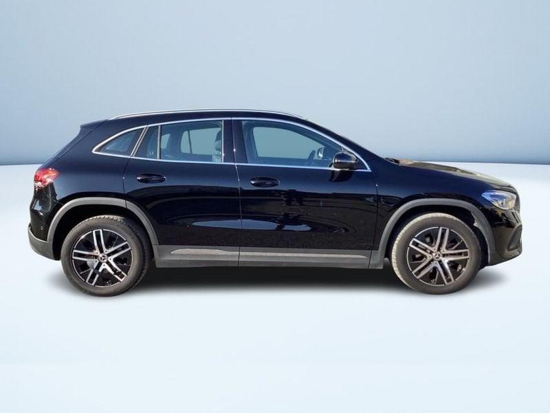 Mercedes-Benz GLA 200 D SPORT PLUS 4MATIC AUTO